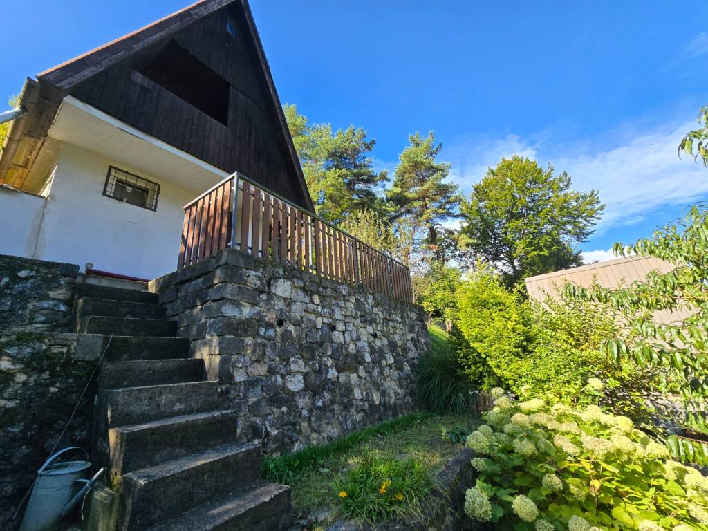 Chata v nádhernom prostredí - Kubrá