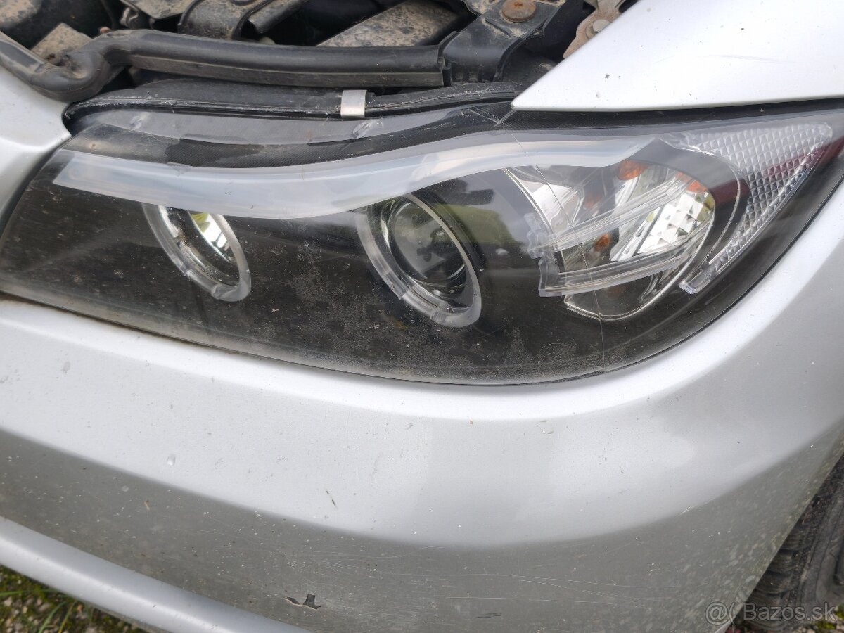 BMW e90 E91 predné svetlá
