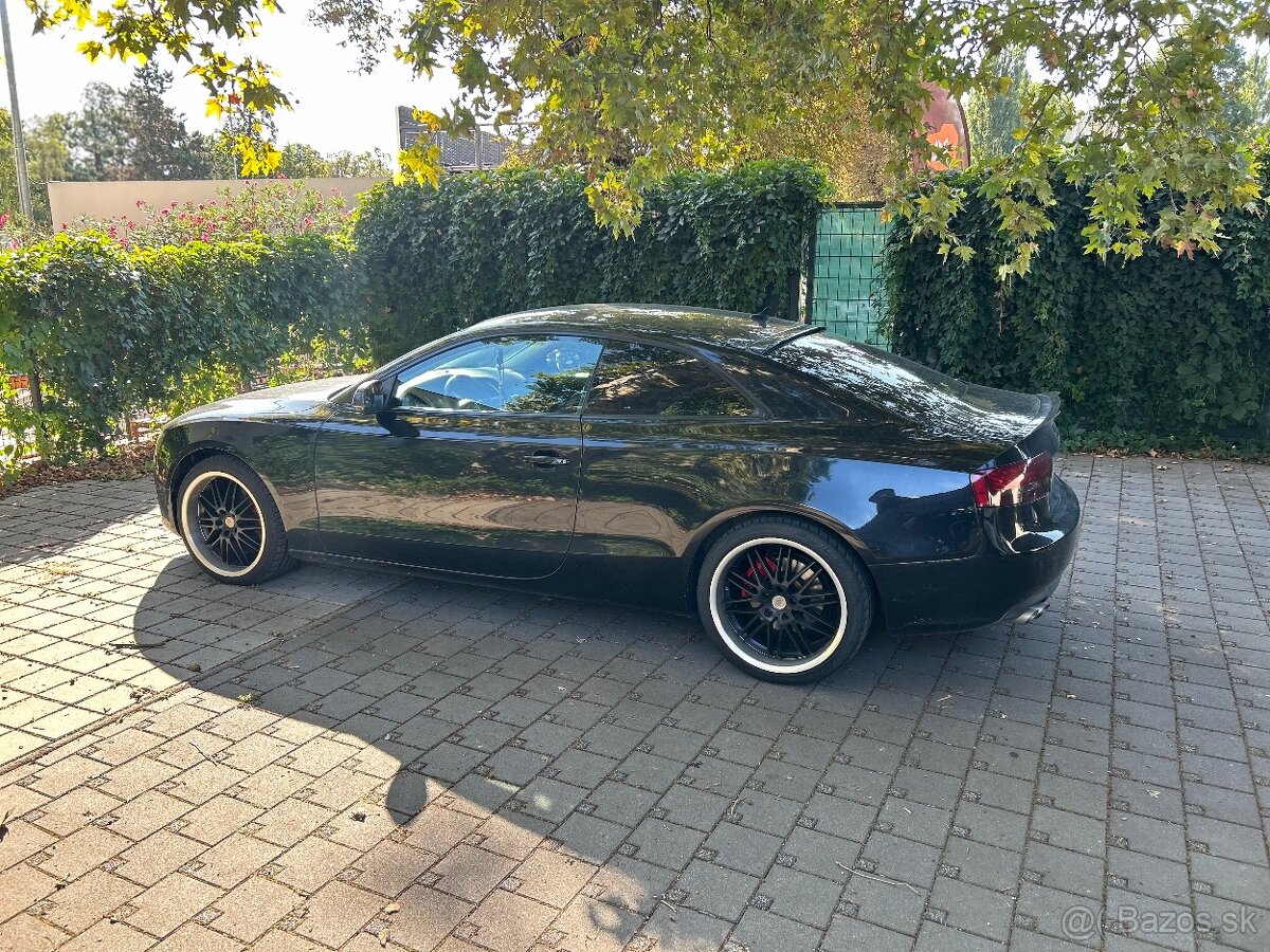 Audi a5 coupe 2.0 TDi Quatro