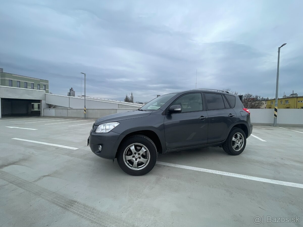 Toyota RAV4 2,0 Valvematic