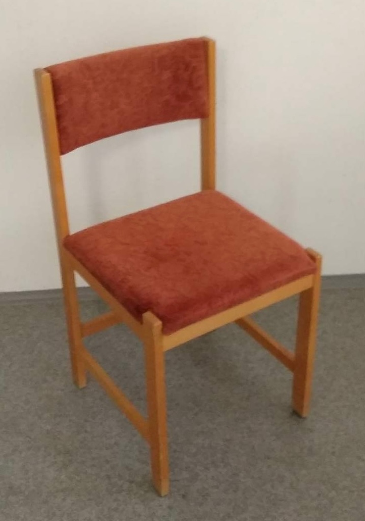 Jedalenská stolička