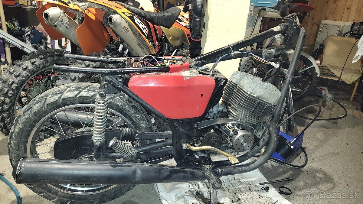 Jawa 350/634 1981 s TP