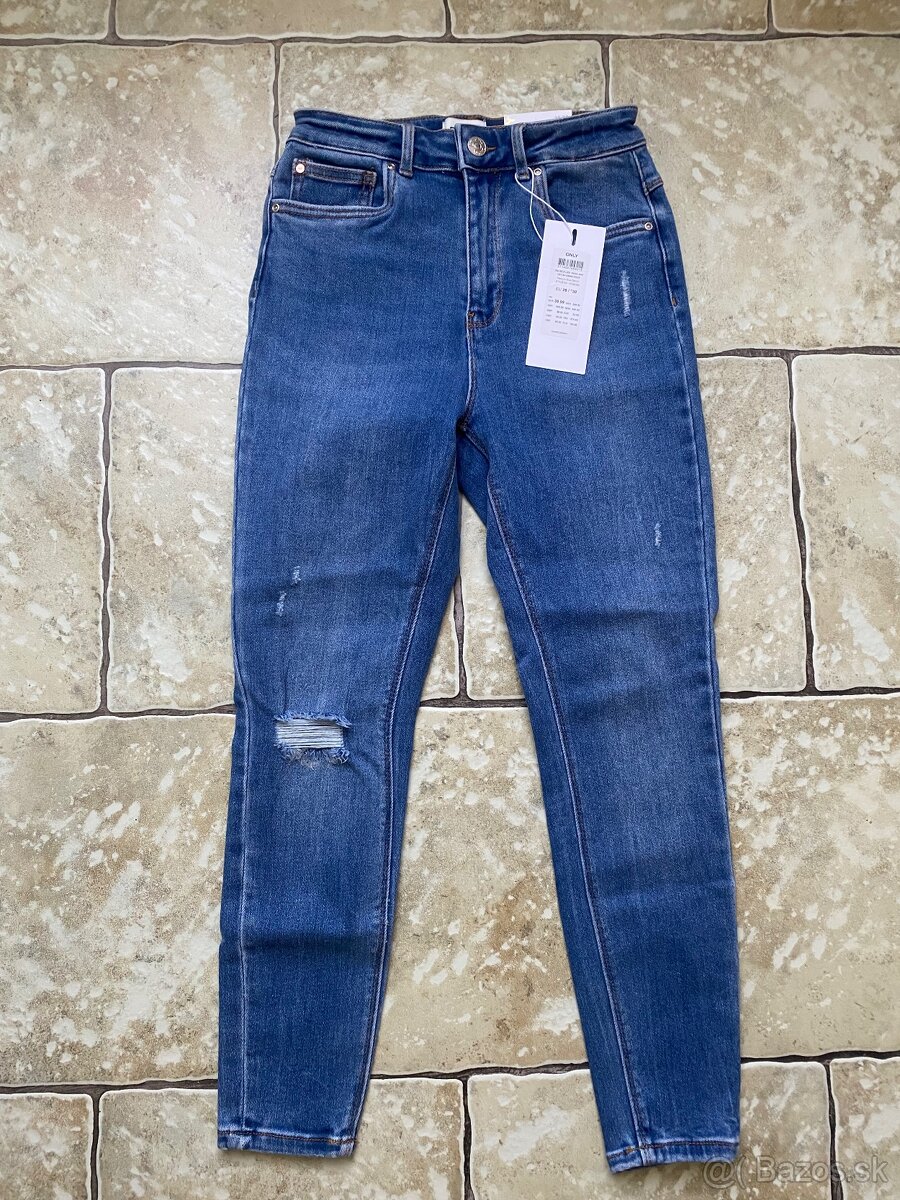 Nové skinny rifle Only