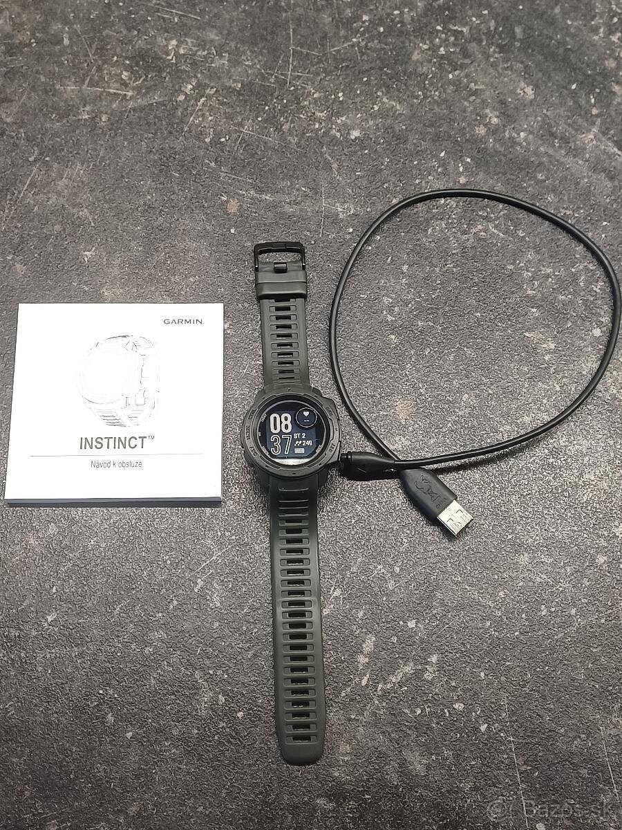 GARMIN INSTINCT