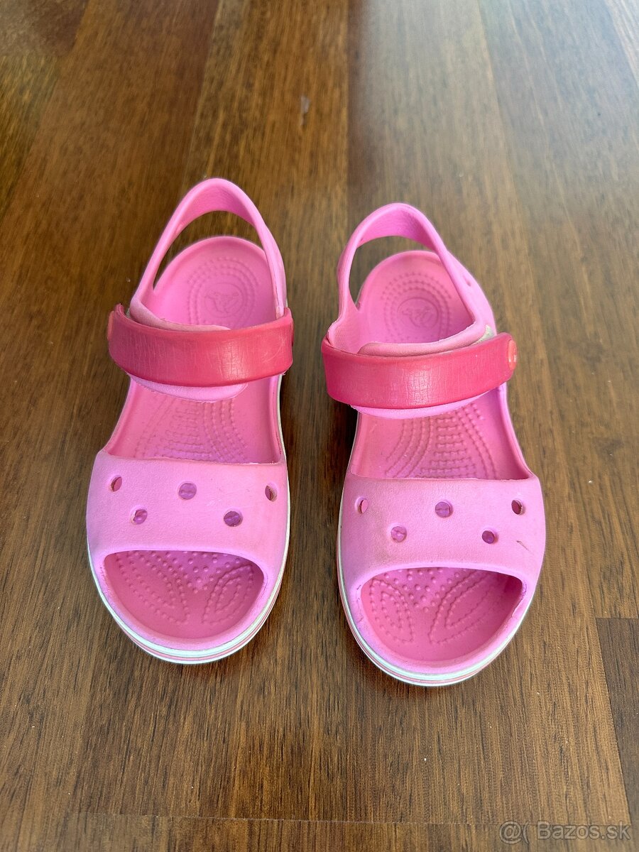 Dievcenske sandale znacky CROCS, velkost 29-30 (C12)