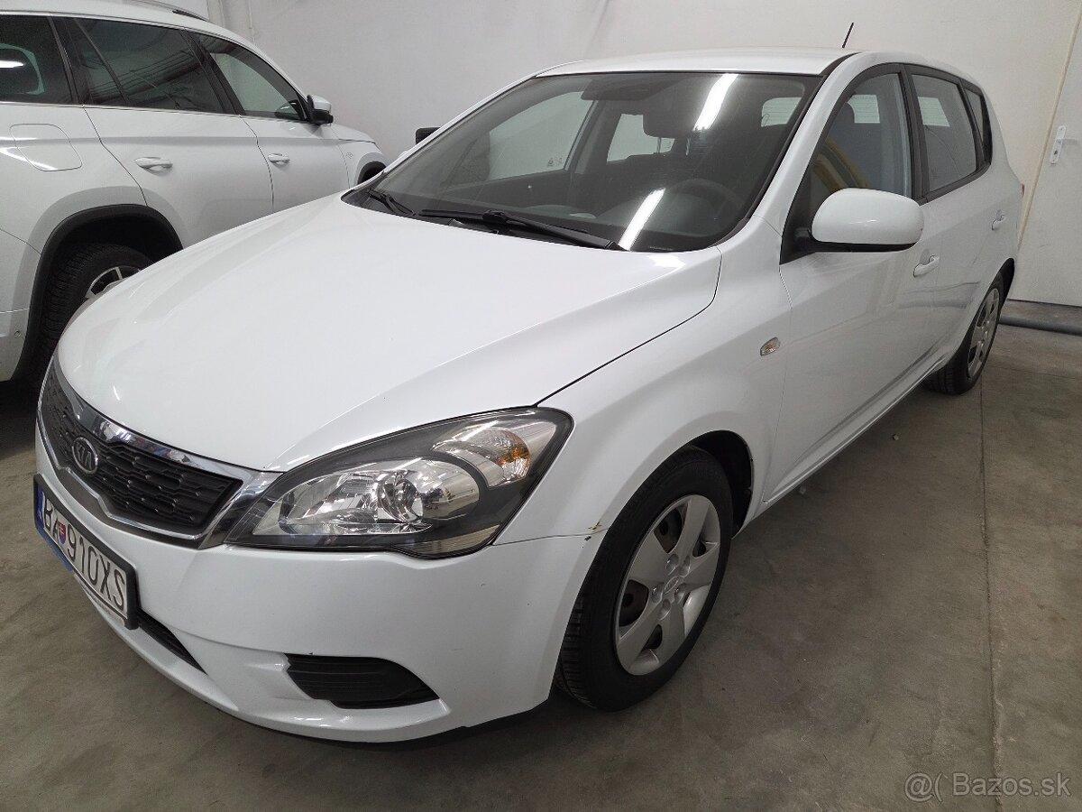 Kia Ceed 1.4 CVVT 16V, 5st. Manuál