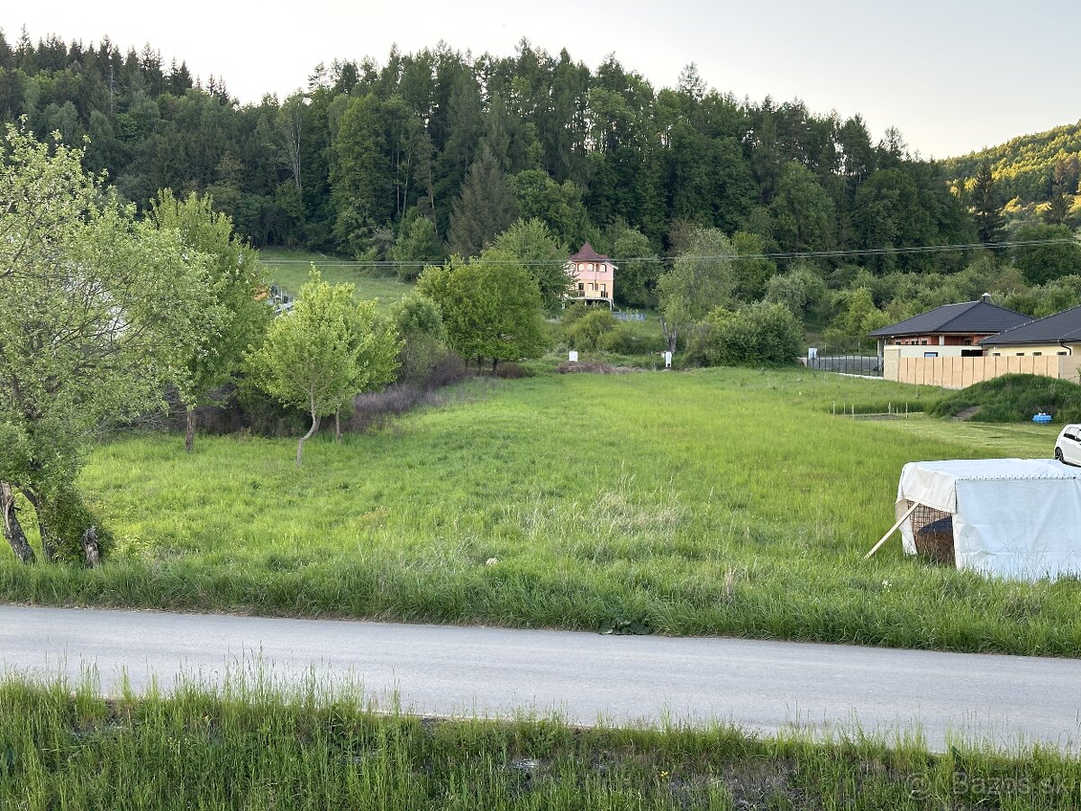 Pozemok na predaj