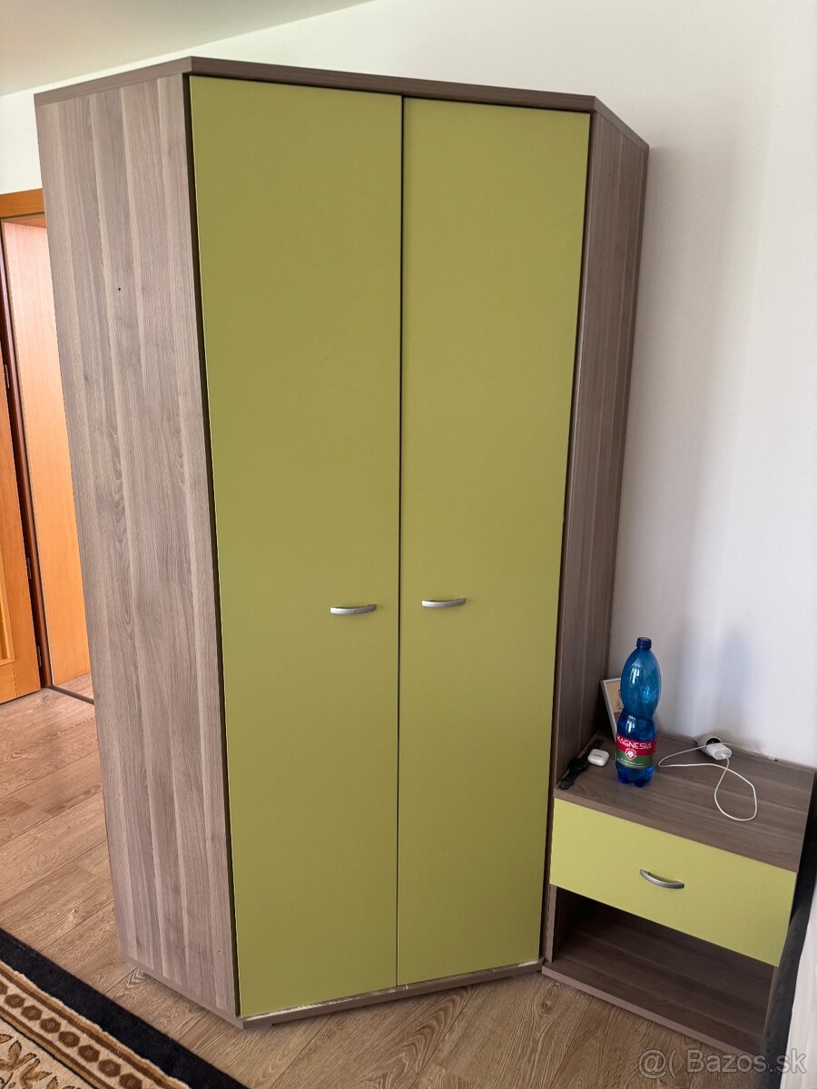 Predám 2x študentský nábytok KIKA 3 Meuble