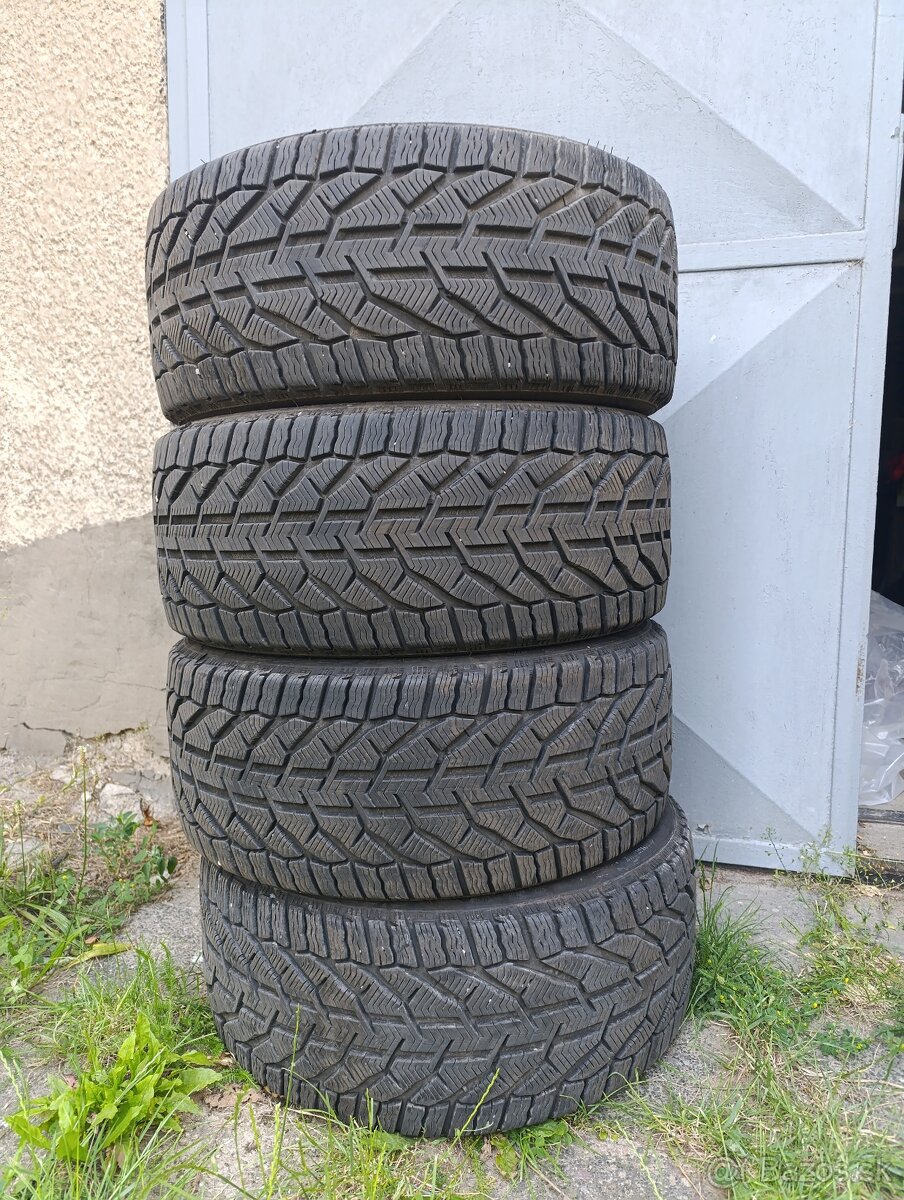245/40 r18 Orium zánovne zimné pneu