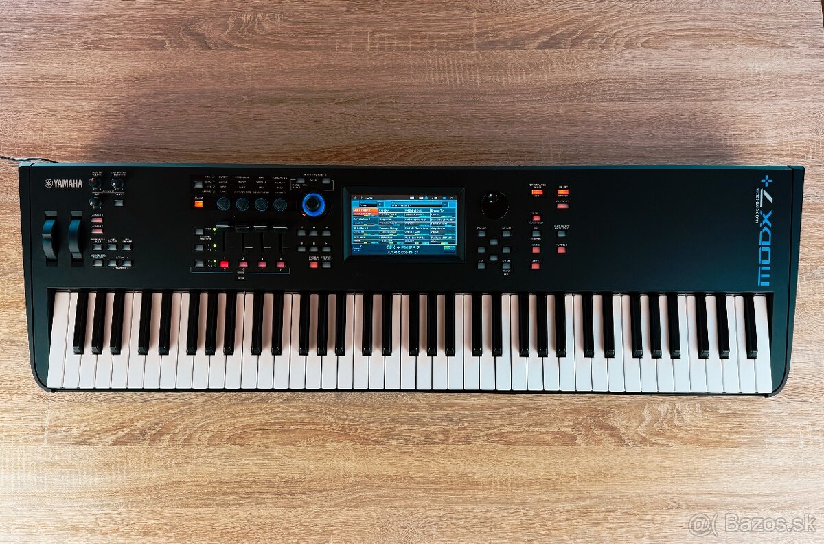 Yamaha MODX7+ Workstation