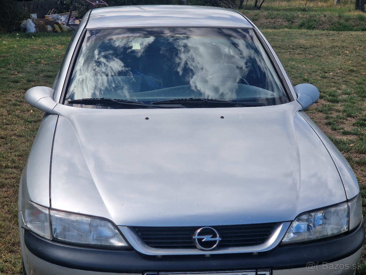 Predam OPEL VECTRA , alebo rozpredam na suciastky