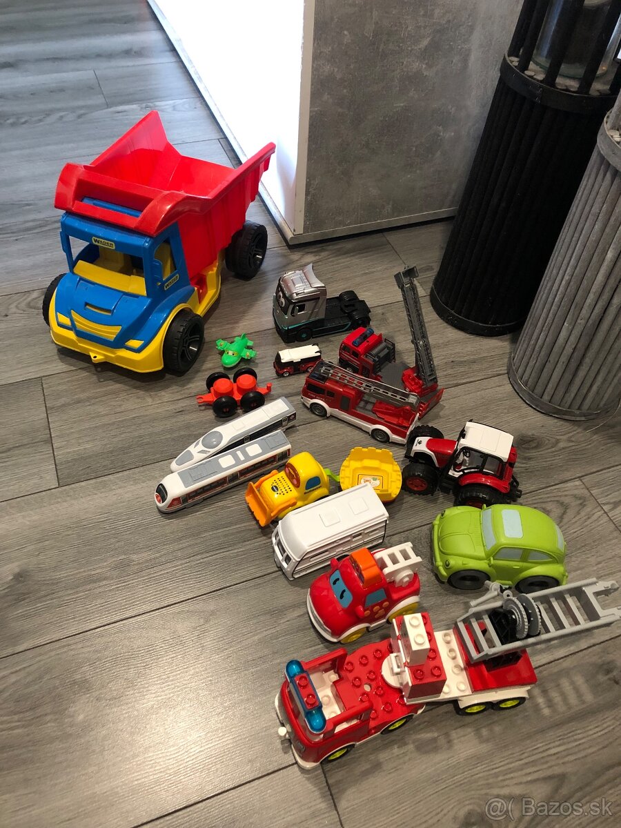 Darujem mix hračiek