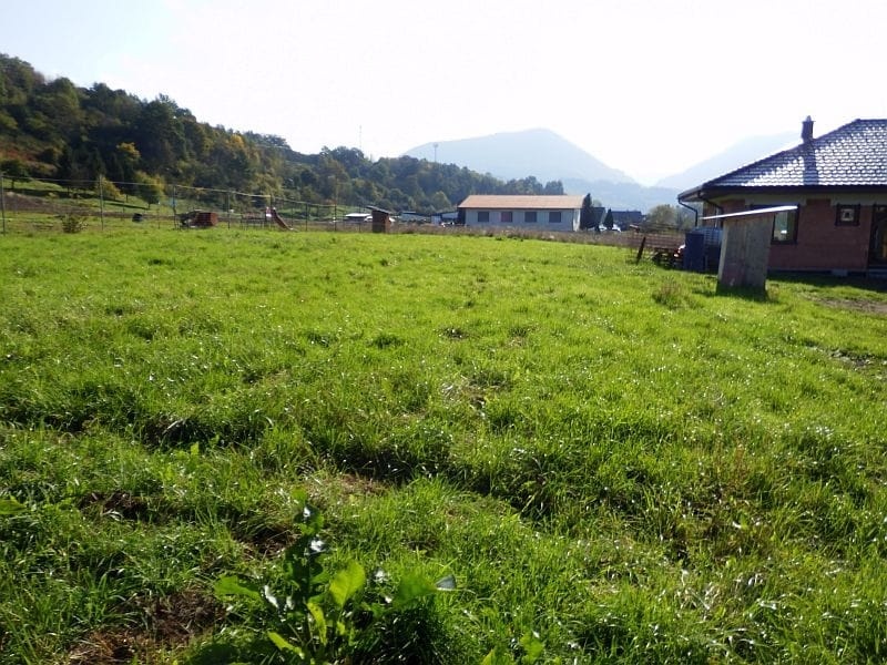 Predám stavebný pozemok 1081 m2, obec Jasenica