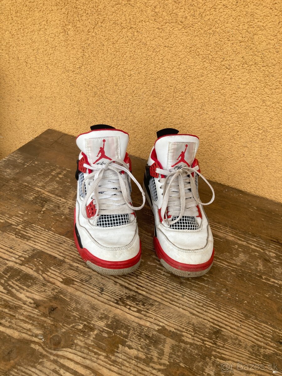 Boty Air Jordan 4 Retro OG Fire Red ,vel. EUR 38