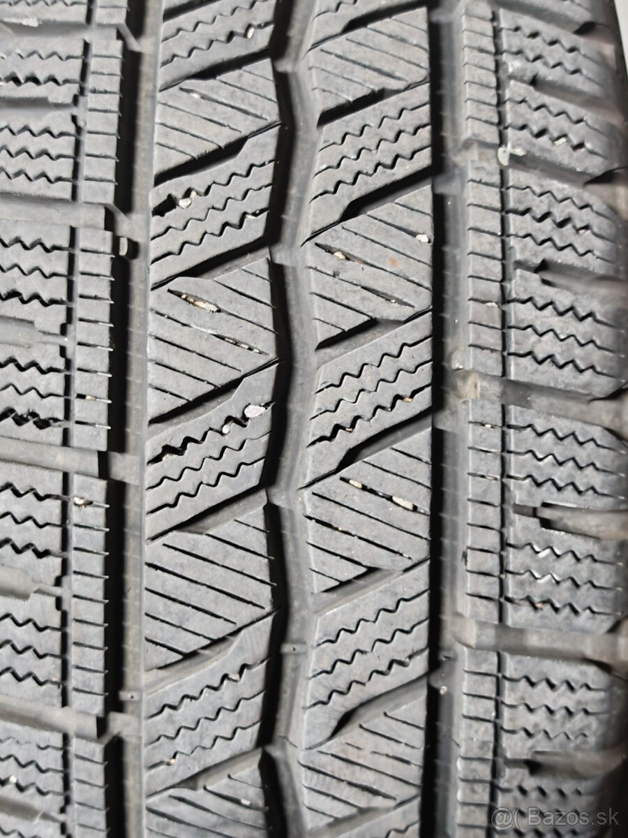 Hankook RW12 215/60R17 C 109T