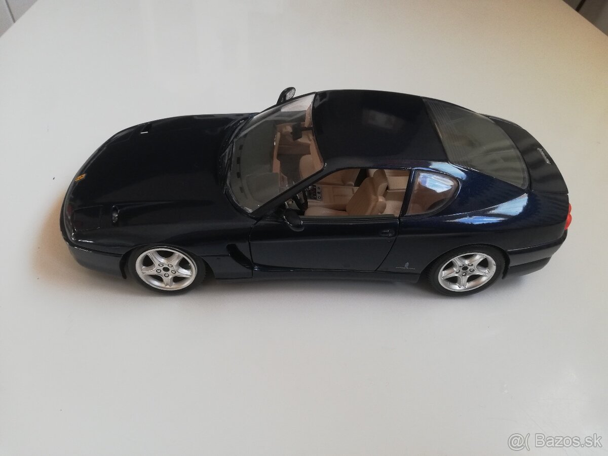 1:18 FERRARI 456 GT Bburago modra