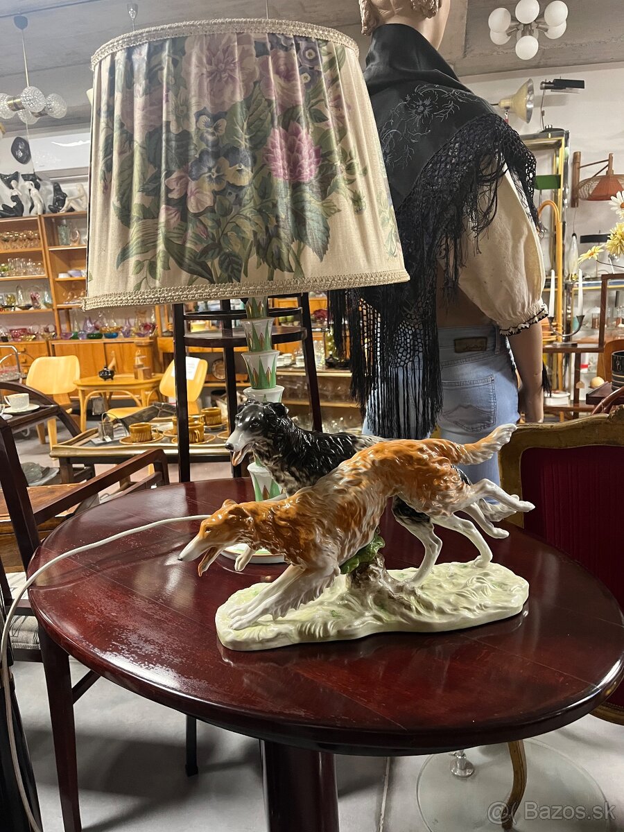 Porcelanová soška Barzoje