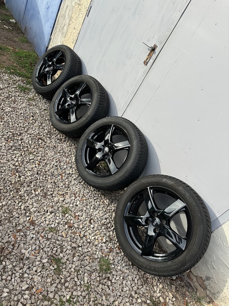 4x100 R17 pneu jak nové.