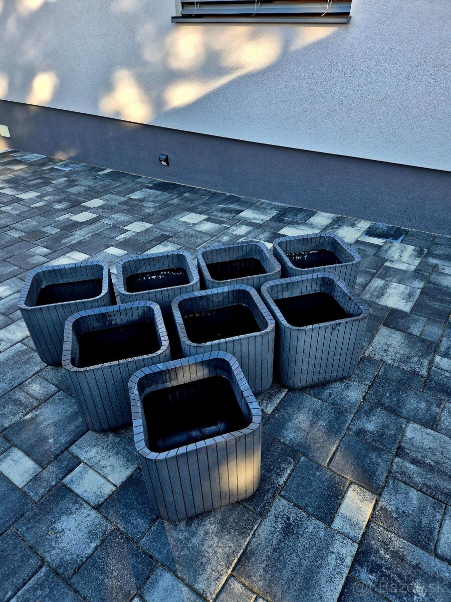 Kvetináč CUBE M 50L