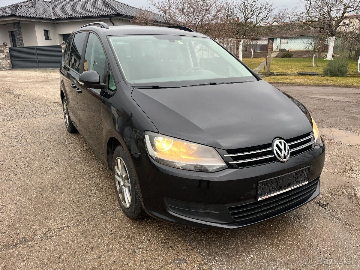 VW Sharan 2,0 TDi Bluemotion