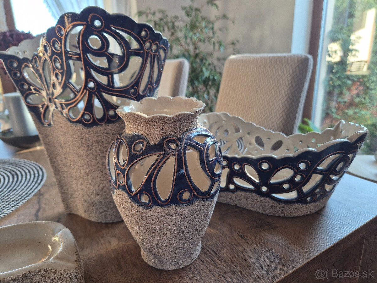 Sada nádherných váz (pieskované)