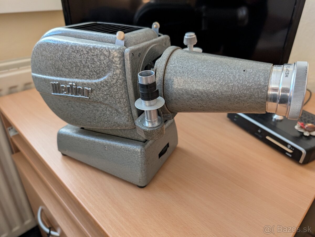 Projektor MEDIOR