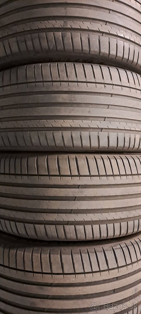 Predám 4ks jazdené letné 275/40r21-107Y Michelin