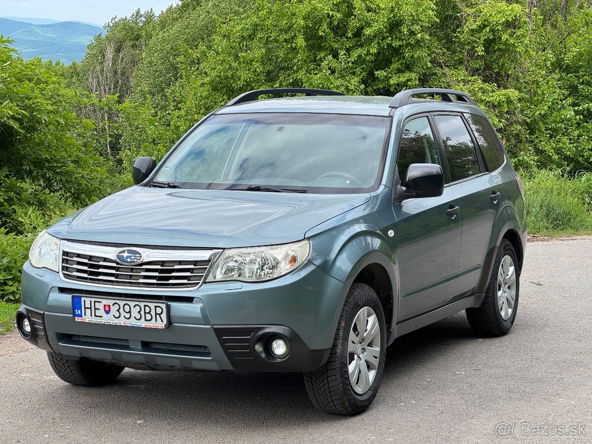Subaru Forester 2.0 benzín