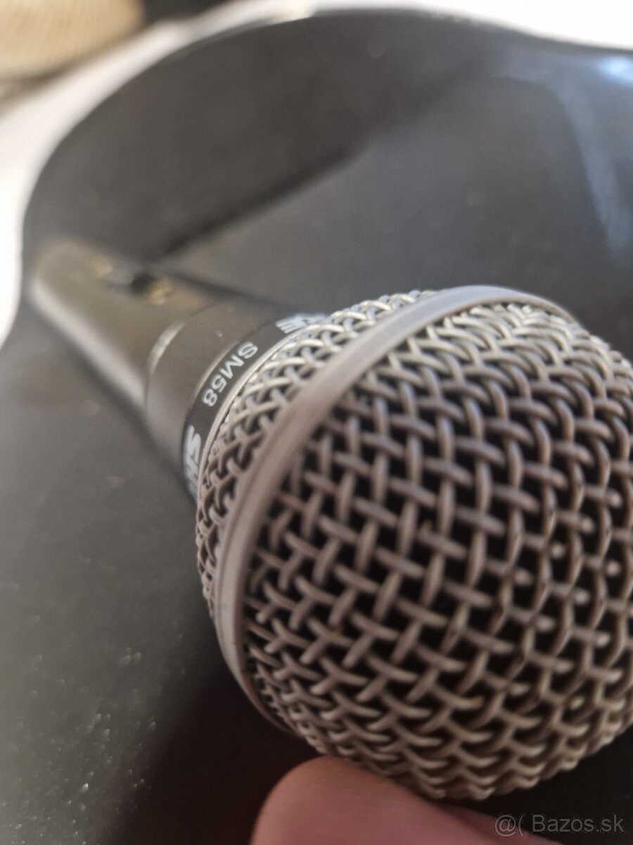 Legendárny dynamický mikrofón SHURE 58