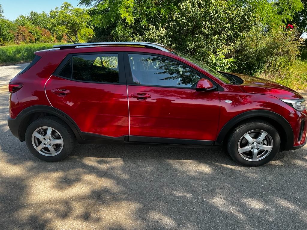Predám Kia stonic 1.0 T-GDI červená metalíza