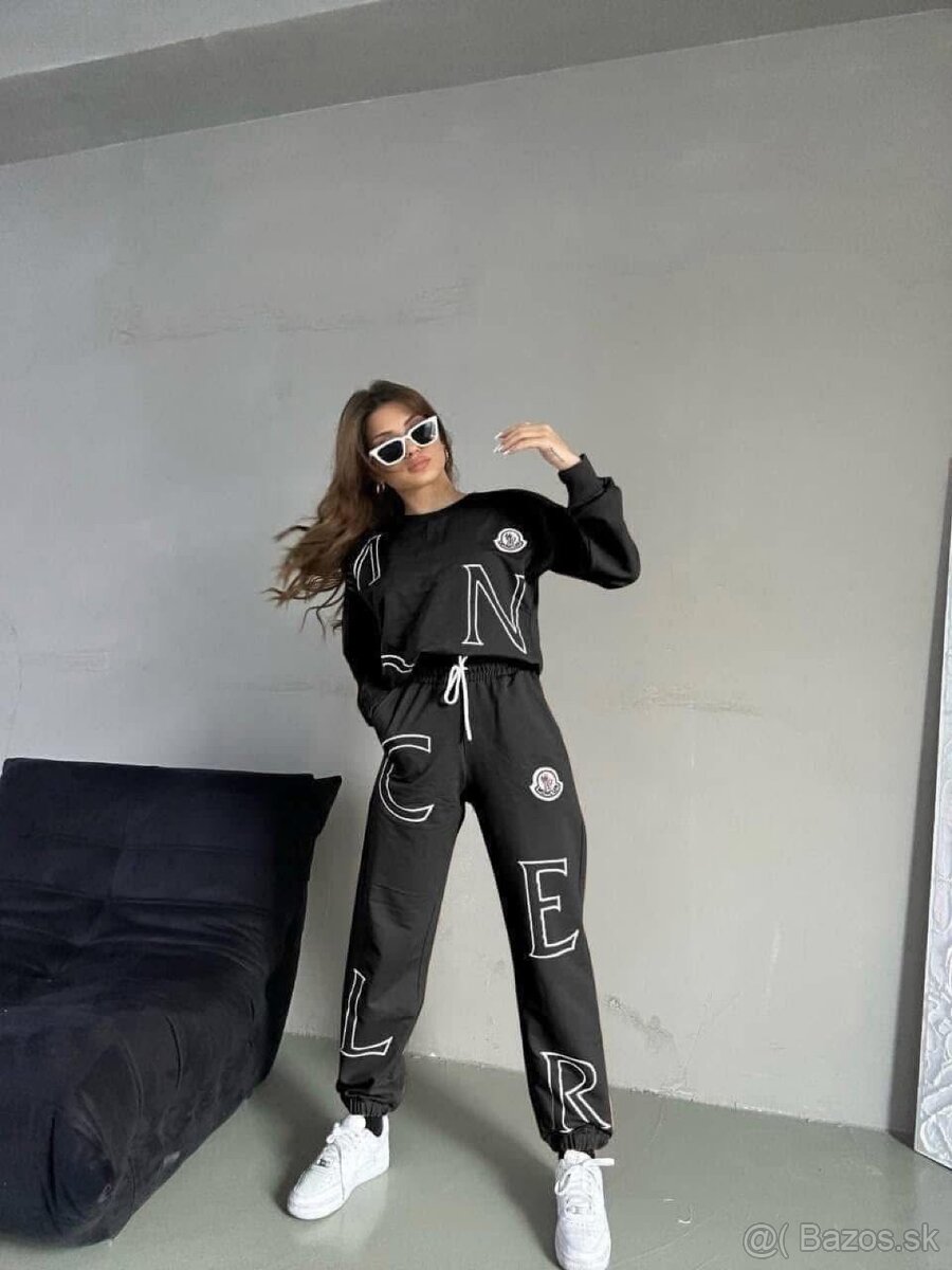 Dámska čierna súprava Moncler
