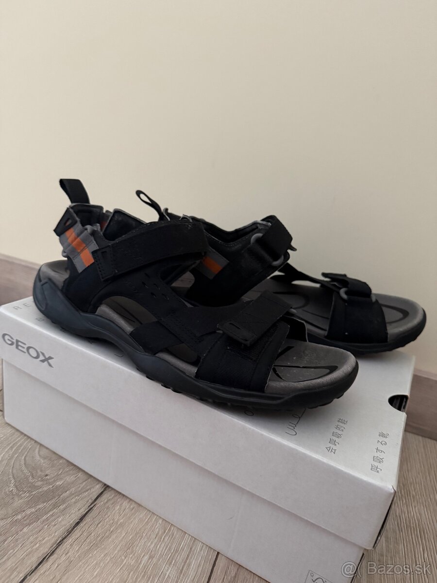 Geox sandále 42