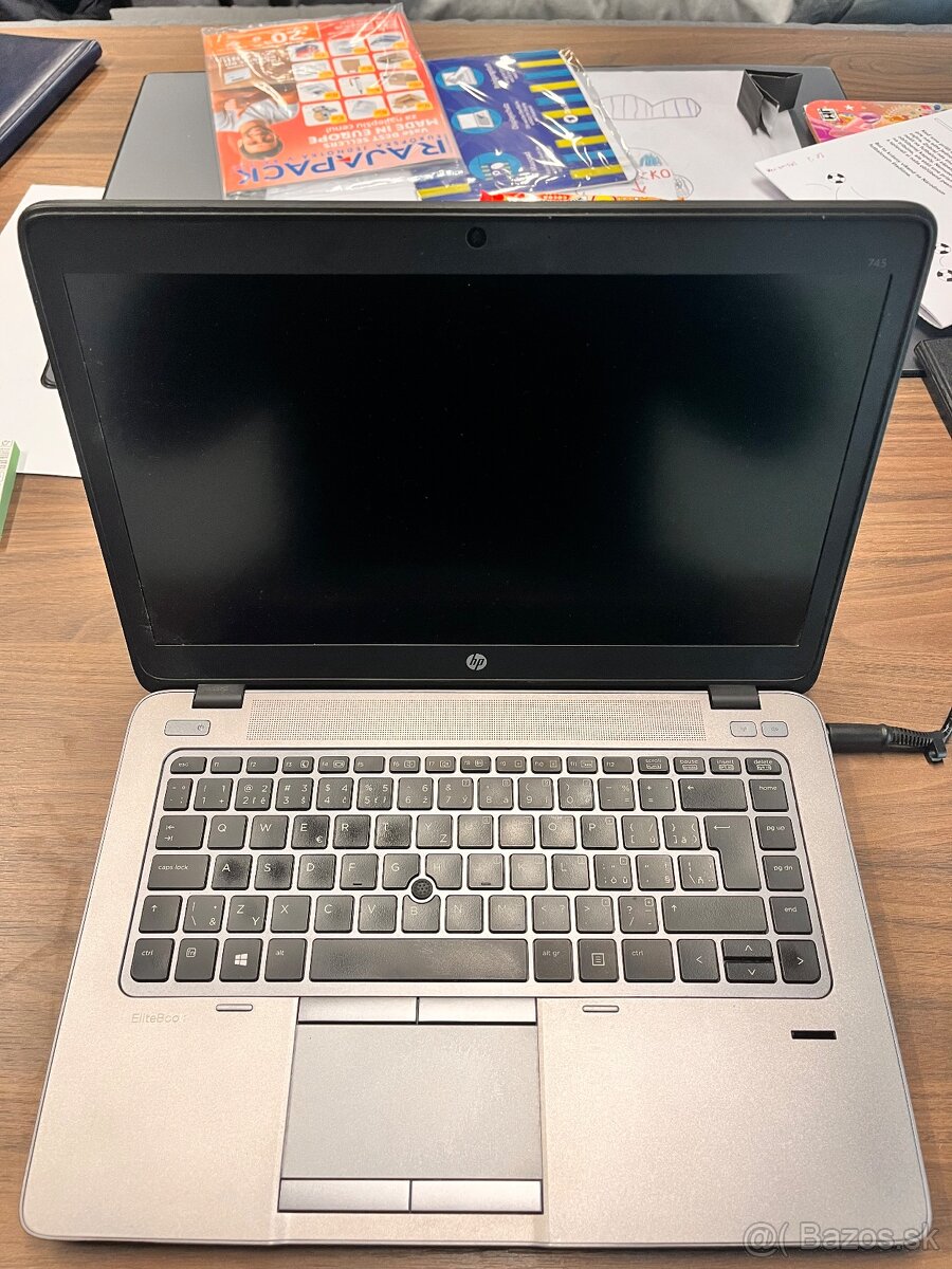 HP EliteBook 745