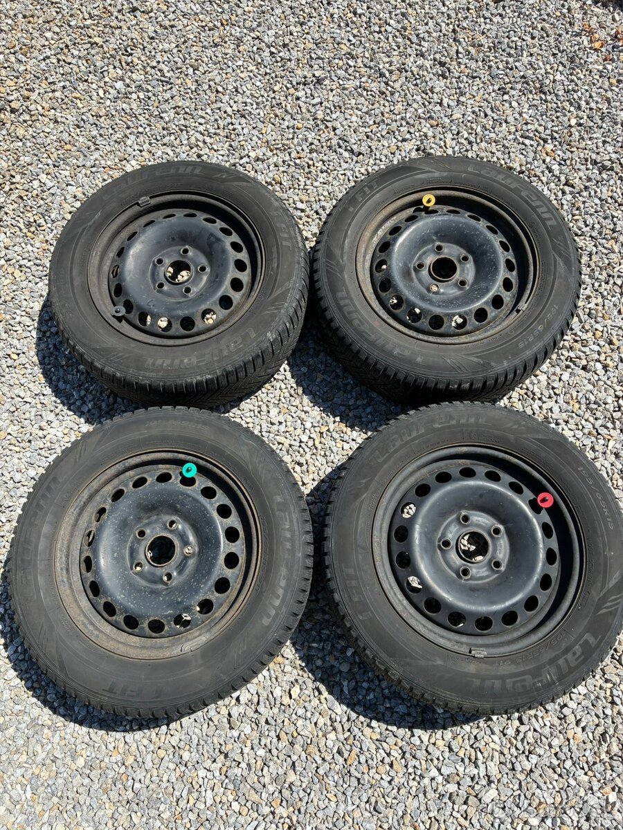 Plechové disky s pneu 195/65 R15 - Škoda, VW, Seat
