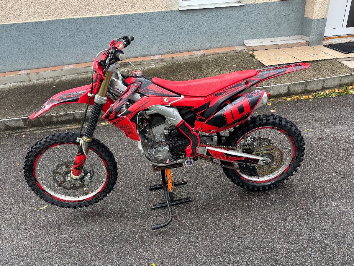 Predám Hondu 250 crf -R rv 2014