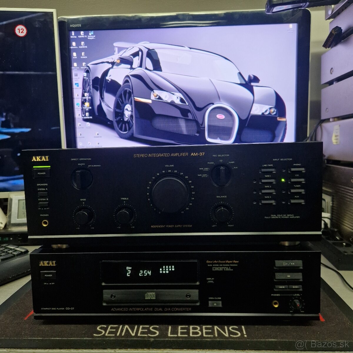 AKAI CD-37..cd prehrávač + AKAI AM-37..integrovaný zosilovač