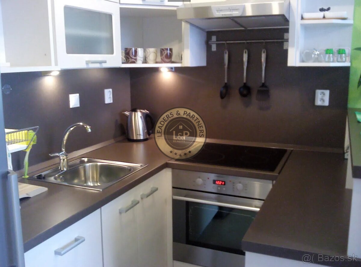 2-izb. byt s parkovaním na prenájom | NEVÄDZOVÁ, BA II