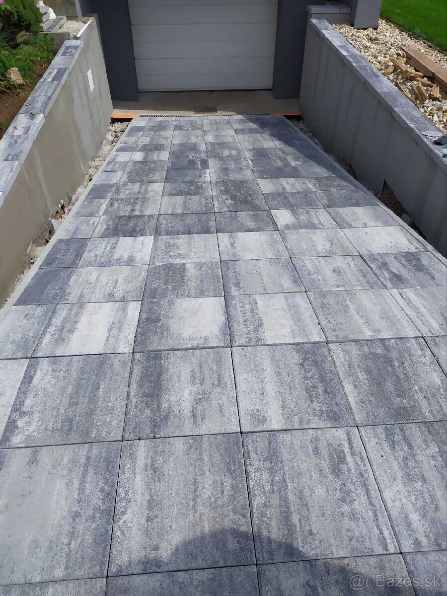 Zámková dlažba Ploty