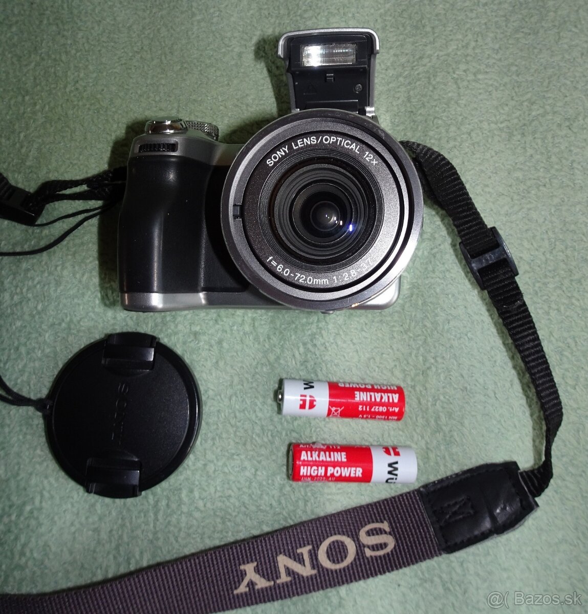 Predám digitálny fotoaparát SONY DSC H1 na tužk. batérie
