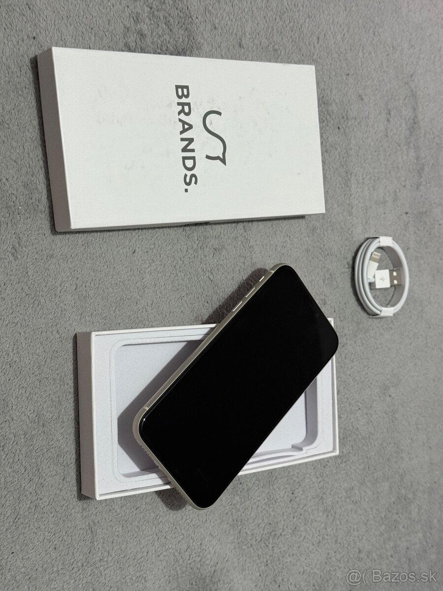 Predám Apple iPhone 11 256GB Silver Minimálne známky