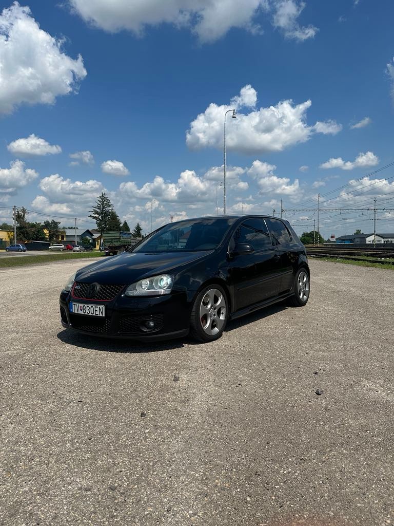Volkswagen Golf GTI 2.0 TFSI DSG