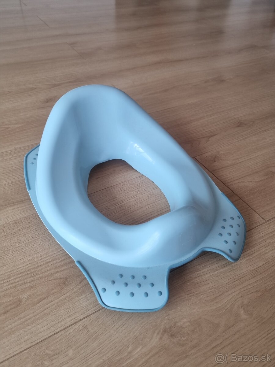 Podsedak na WC