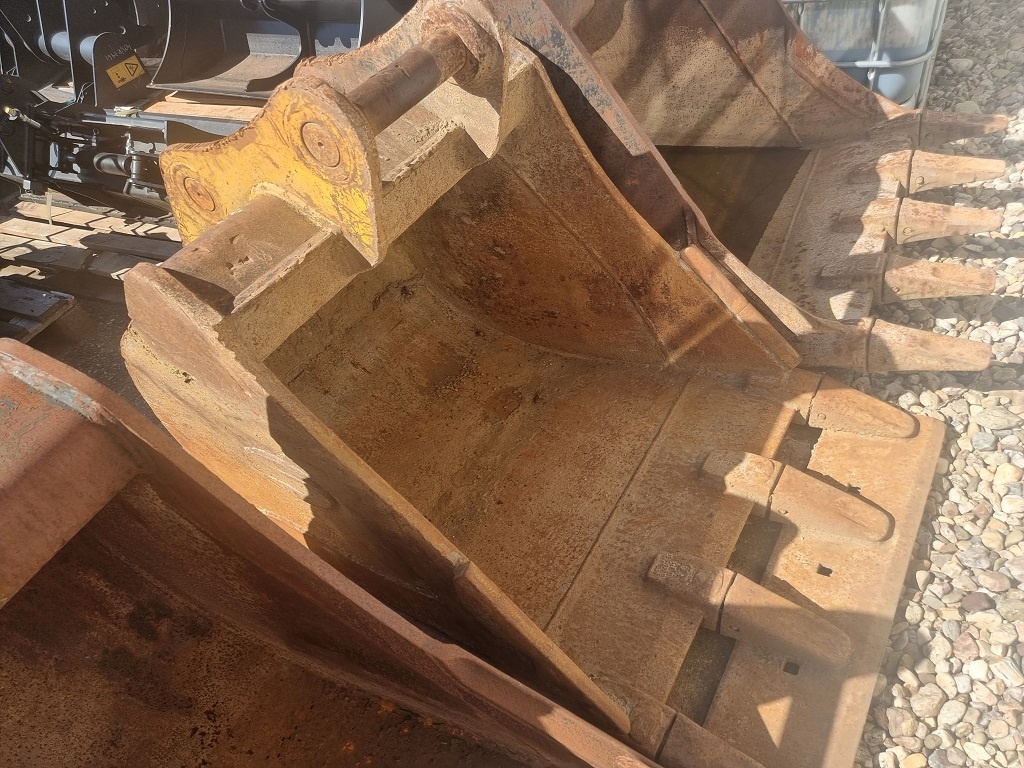 Lžíce 930mm na 13-16t (JCB atd.)