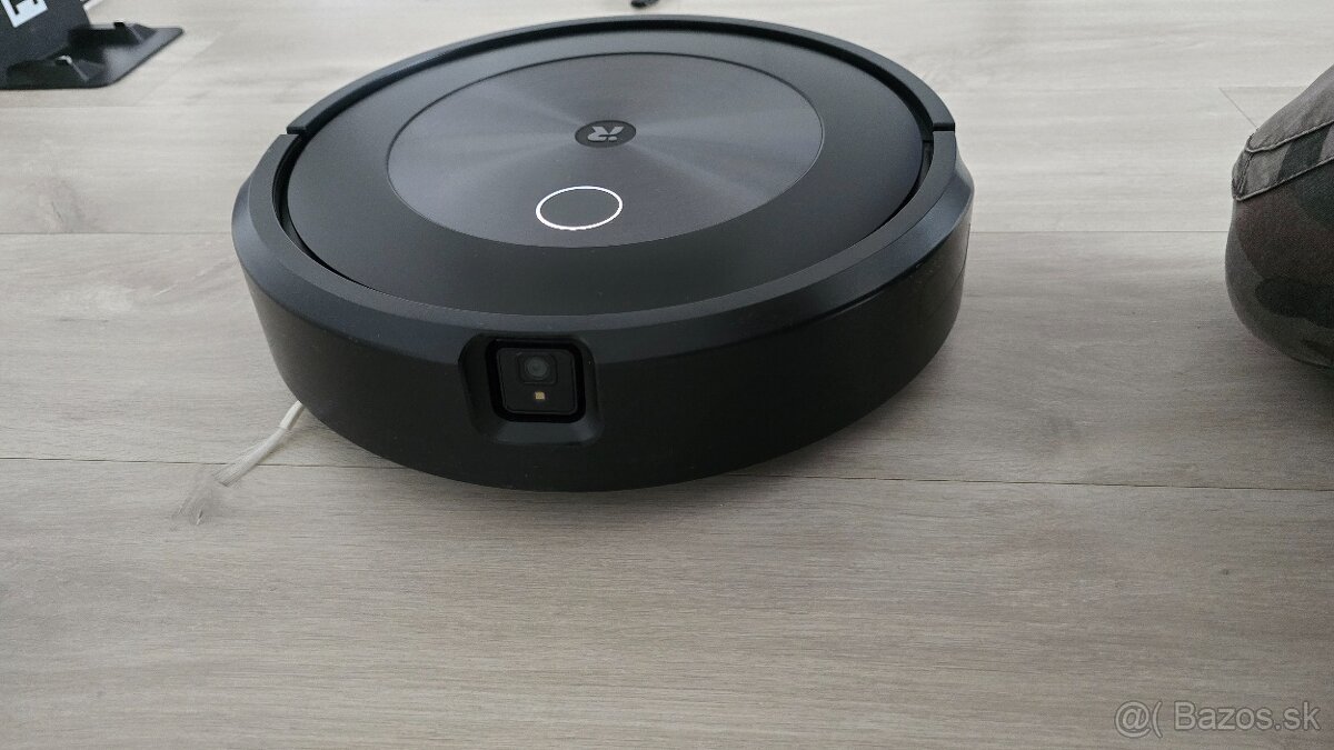 iRobot Roomba j7