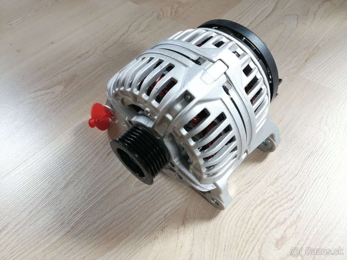 Porsche Carrera 911 (996) alternátor Bosch 0986043690