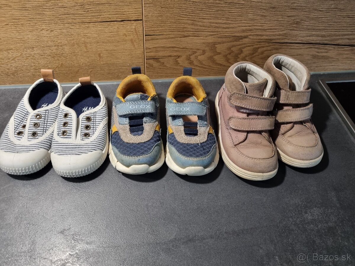 Tenisky rozne velkosti a znacky