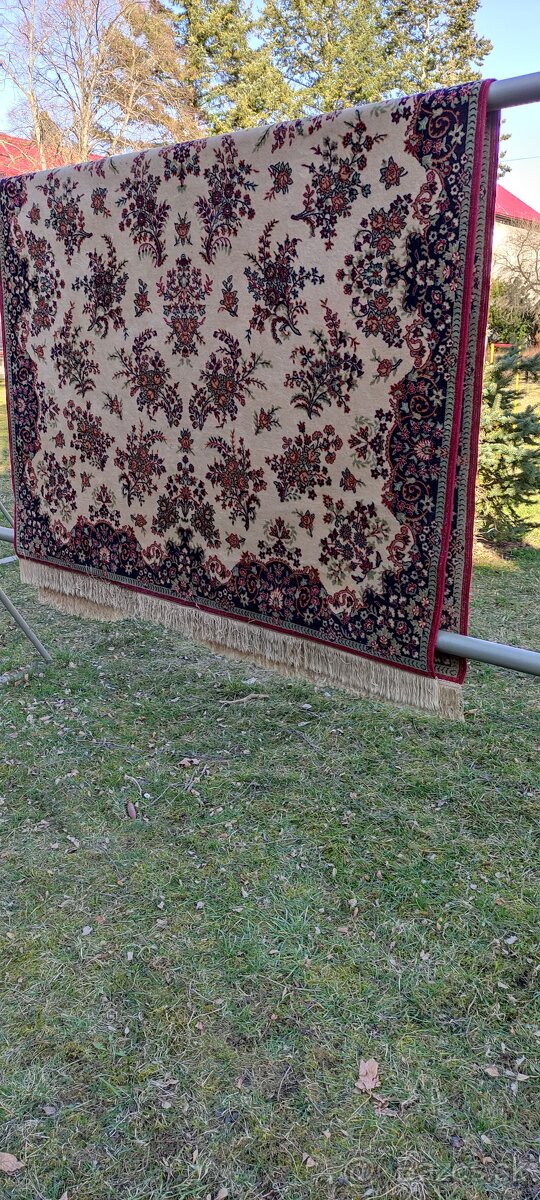 2ks plyšové koberce 2x3m