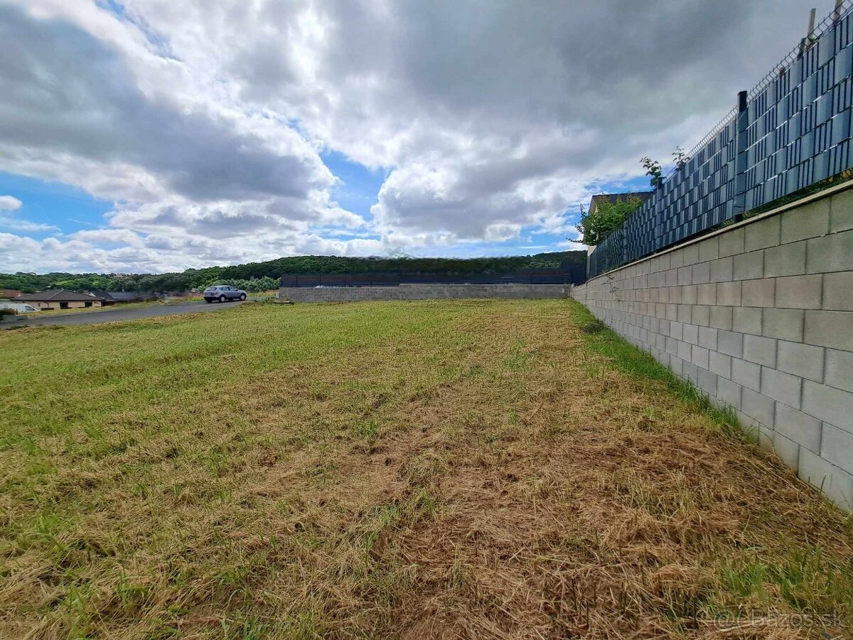 Predáme krásny pozemok na stavbu RD Nitra Kynek