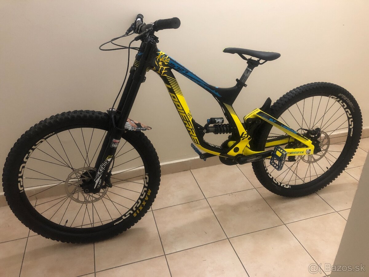 Zjazdový bike Lapierre DH 727