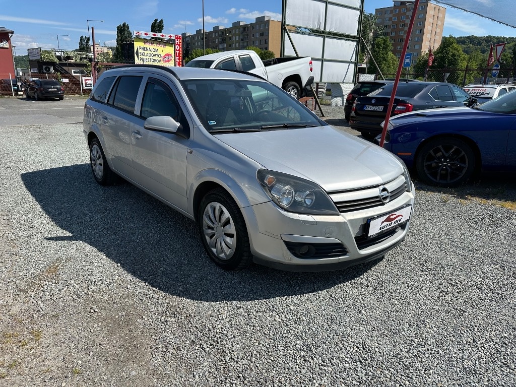 Opel Astra 1.9 CDTi Enjoy 120k
